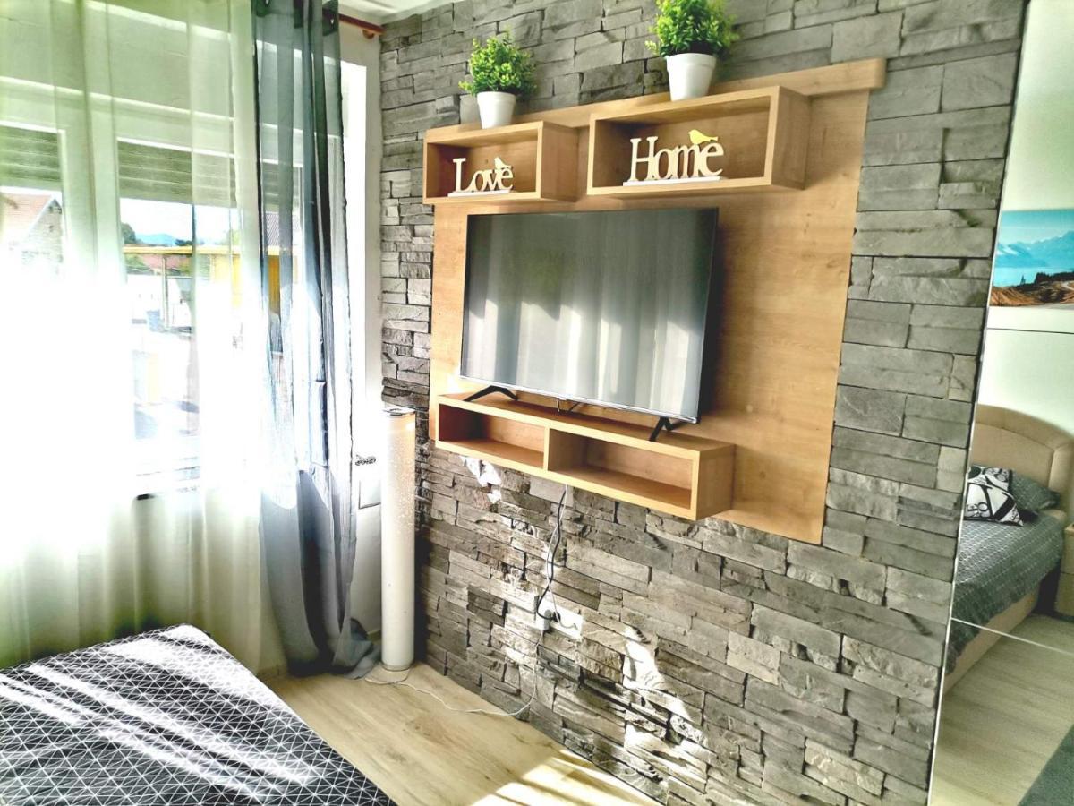 Apartman Anamaria Gospić Zewnętrze zdjęcie