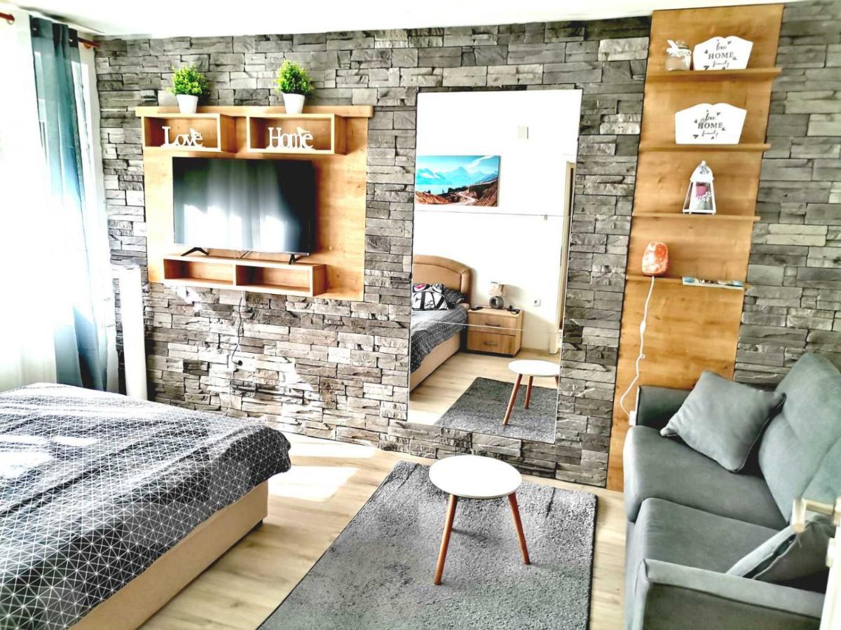 Apartman Anamaria Gospić Zewnętrze zdjęcie
